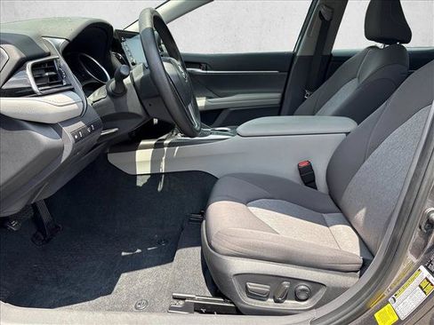 Certified 2023 Toyota Camry LE FWD image 10