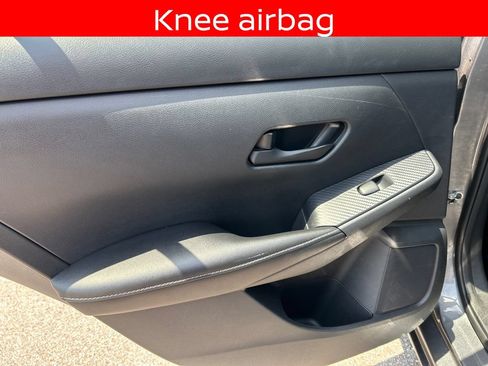 Used 2024 Nissan Sentra SV FWD image 30
