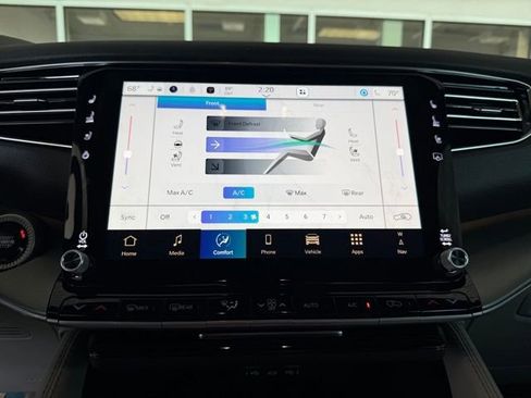 New 2026 Jeep Grand Wagoneer L Limited AWD/4WD image 20