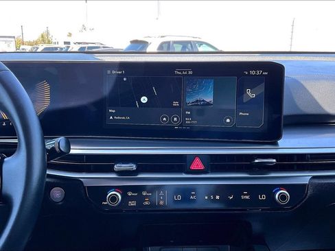 Used 2025 Kia Sorento S w/ Panoramic Sunroof Package FWD image 36
