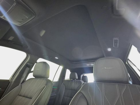 New 2026 Buick Enclave Avenir w/ Super Cruise Package image 14