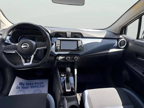 Used 2025 Nissan Versa SV w/ Trunk Package image 20