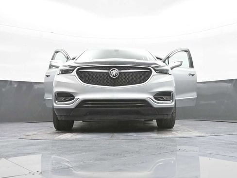 Used 2021 Buick Enclave Essence w/ Sport Touring Edition image 36