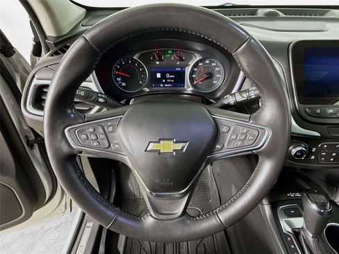 Used 2021 Chevrolet Equinox Premier image 12