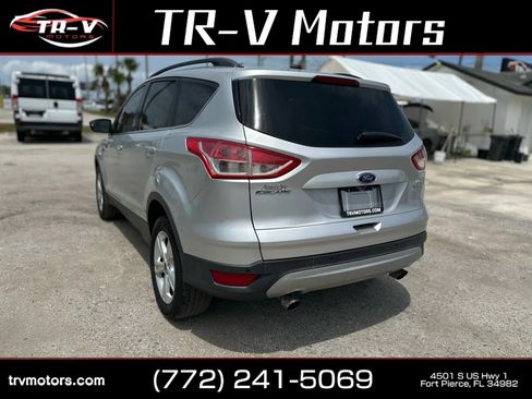 Used 2014 Ford Escape SE w/ Equipment Group 201A FWD image 9