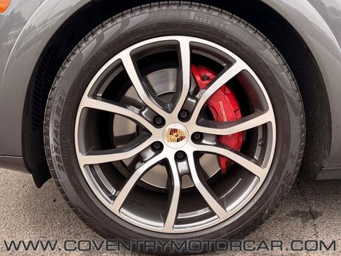 Used 2022 Porsche Cayenne GTS AWD/4WD image 8