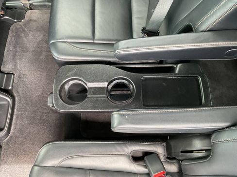 Used 2017 Toyota Highlander XLE AWD/4WD image 36