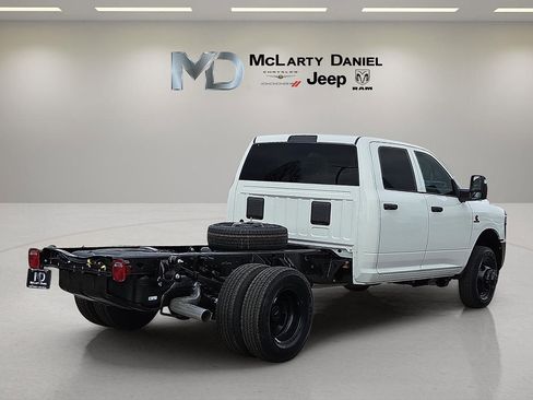 New 2026 RAM 3500 Tradesman image 5