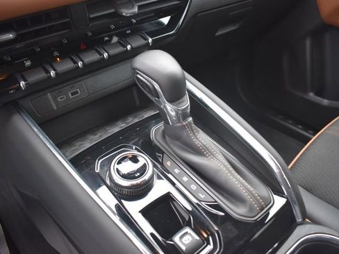 Used 2025 GMC Canyon AT4 image 26