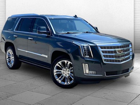 Used 2020 Cadillac Escalade Premium Luxury w/ LPO, Radiant Package AWD/4WD image 1