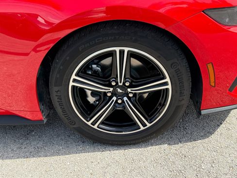 Used 2025 Ford Mustang Premium RWD image 9