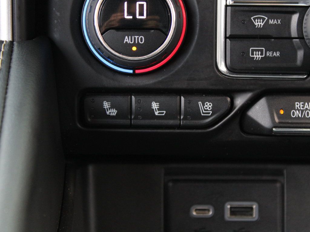 Used 2023 Chevrolet Suburban Premier AWD/4WD image 26
