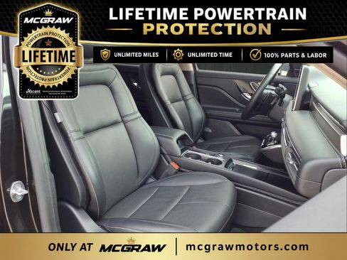 Used 2025 Lincoln Corsair Reserve AWD/4WD image 12