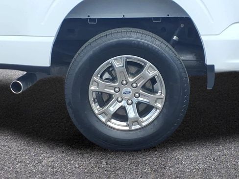 Used 2023 Ford F150 XLT w/ Equipment Group 301A Mid AWD/4WD image 3