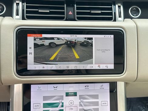 Used 2020 Land Rover Range Rover HSE AWD/4WD image 26