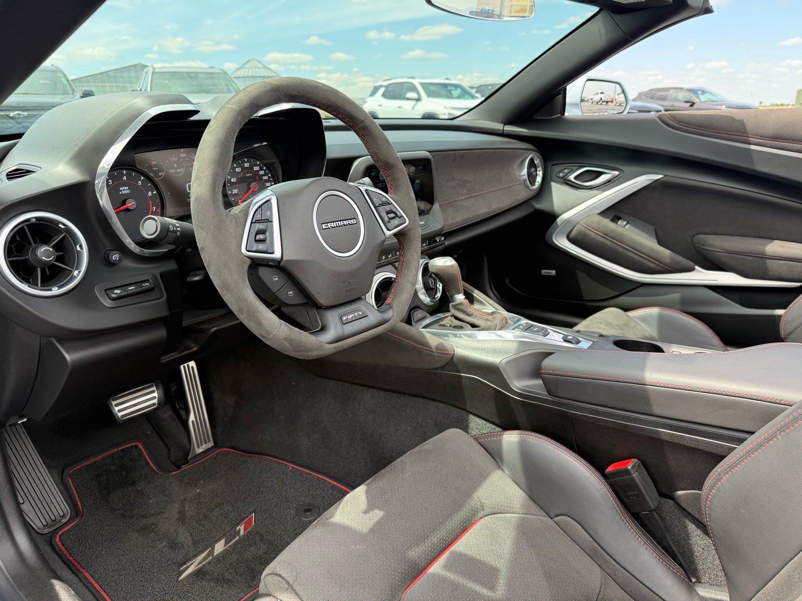 Used 2017 Chevrolet Camaro ZL1 RWD image 27