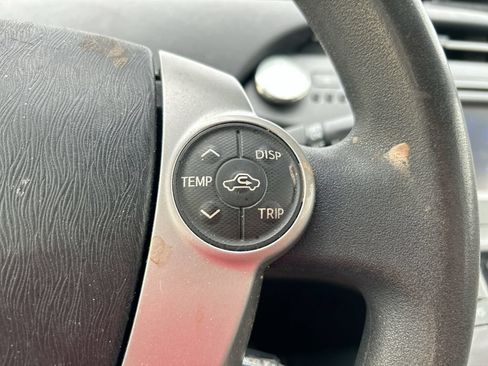 Used 2014 Toyota Prius Two FWD image 16