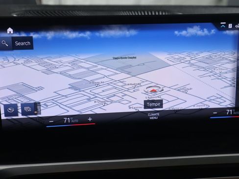 Used 2023 BMW 330i Sedan w/ M Sport Package image 15