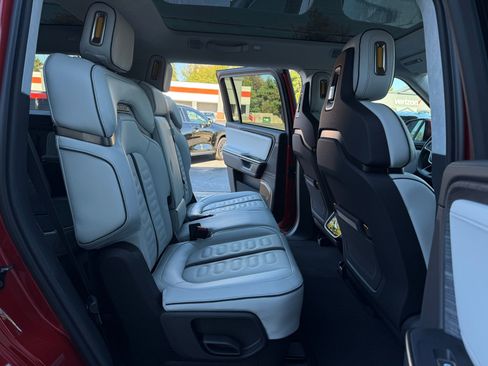 Used 2025 Rivian R1S Adventure image 20