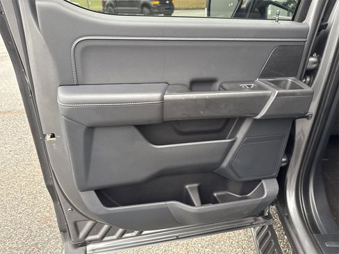 Used 2022 Ford F150 XLT w/ Equipment Group 302A High image 23