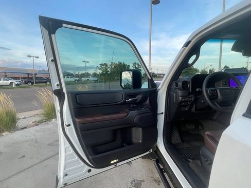 Used 2026 Toyota Land Cruiser w/ Premium Package AWD/4WD image 11