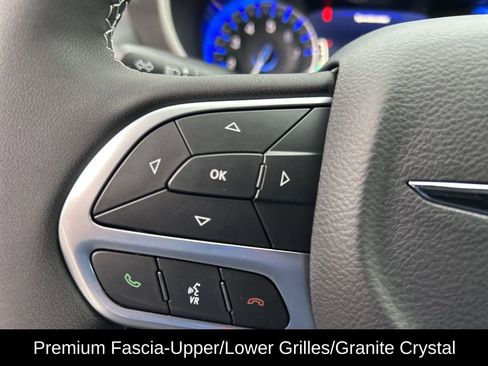 New 2026 Chrysler Pacifica Select AWD/4WD image 18