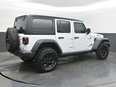 Used 2023 Jeep Wrangler Unlimited w/ 8.4" Radio Group AWD/4WD image 9