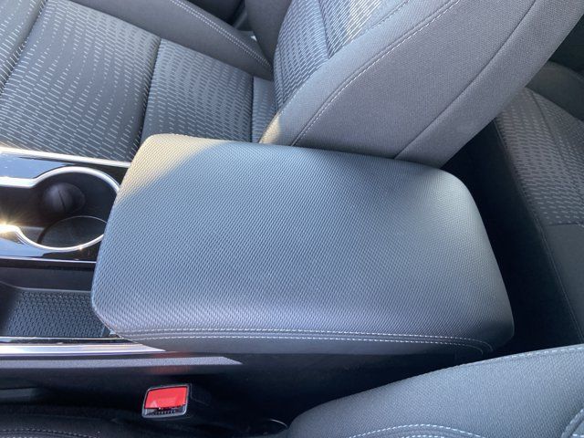 Used 2026 Chevrolet Equinox LT AWD/4WD image 22