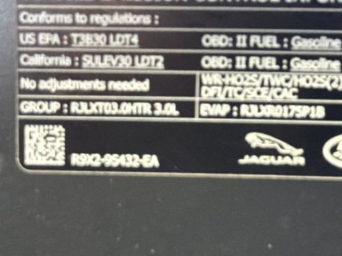 Used 2024 Land Rover Range Rover Long Wheelbase SE AWD/4WD image 13
