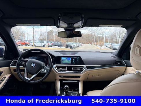 Used 2022 BMW 330i Sedan w/ Driving Assistance Package image 40