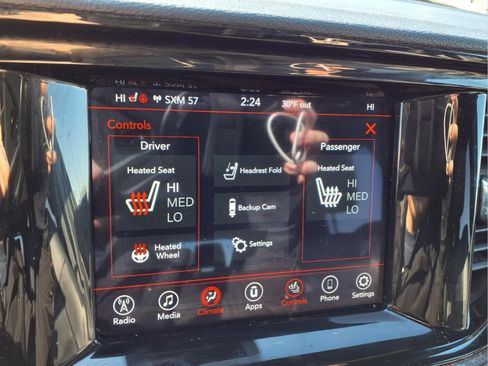 Used 2022 Dodge Durango GT image 7