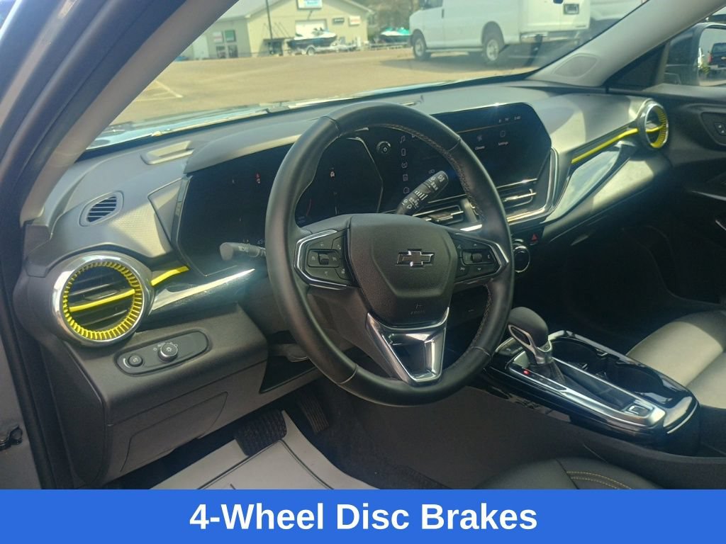 Used 2024 Chevrolet Trax ACTIV FWD image 12