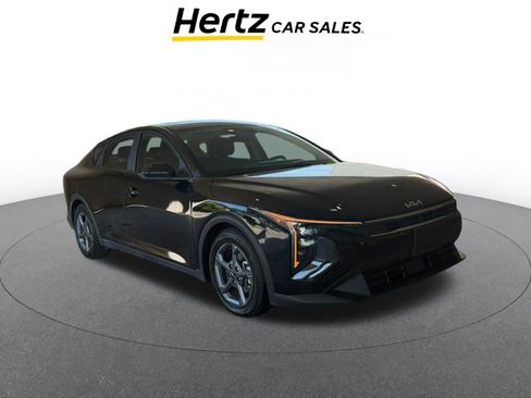 Used 2025 Kia K4 FWD image 1