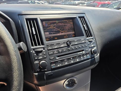 Used 2005 INFINITI FX35 2WD w/ (U01) Technology Pkg image 32