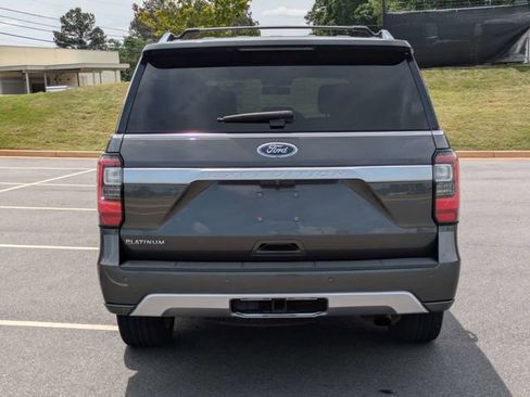 Used 2019 Ford Expedition Platinum RWD image 5