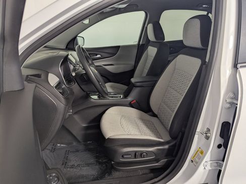 Used 2024 Chevrolet Equinox LT FWD image 13