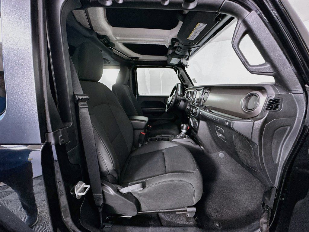 Used 2020 Jeep Wrangler Sport AWD/4WD image 24