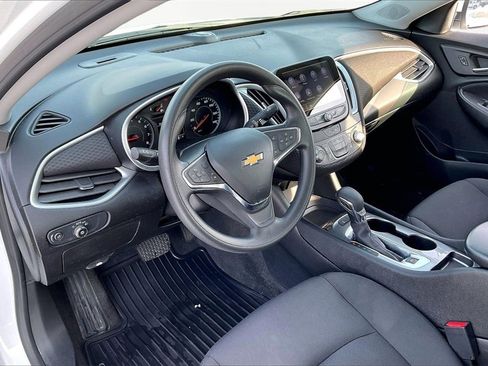 Used 2024 Chevrolet Malibu LS image 18