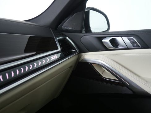 Certified 2026 BMW X6 xDrive40i image 31