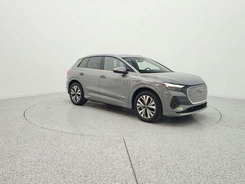 Used 2023 Audi Q4 e-tron Premium Plus w/ Premium Plus image 3