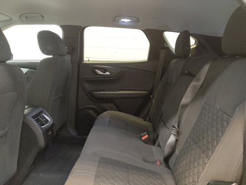 Used 2020 Chevrolet Blazer LT FWD image 18