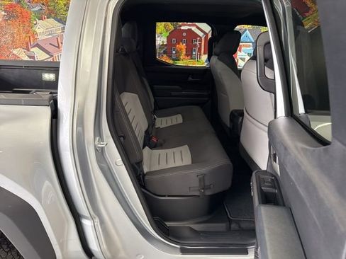 Used 2024 Toyota Tacoma TRD Off-Road image 42