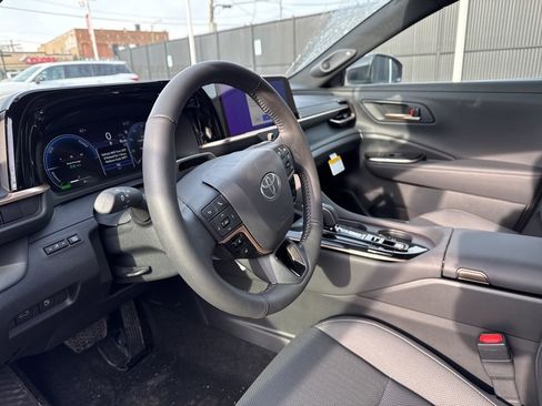 New 2026 Toyota Crown Limited image 11