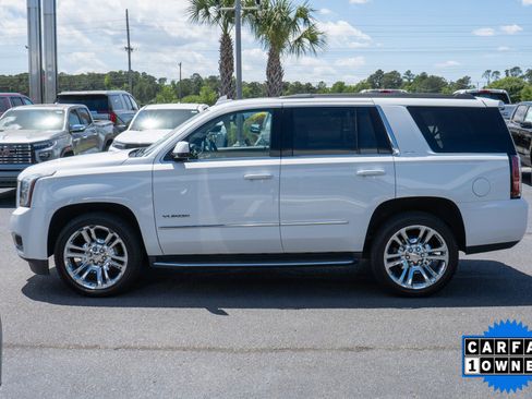 Used 2017 GMC Yukon SLT w/ Premium Edition image 6