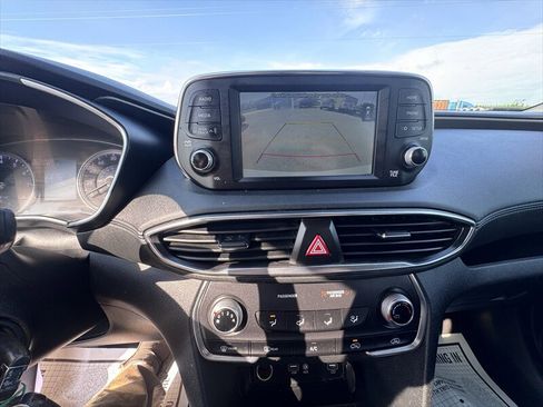 Used 2019 Hyundai Santa Fe SE AWD/4WD image 14
