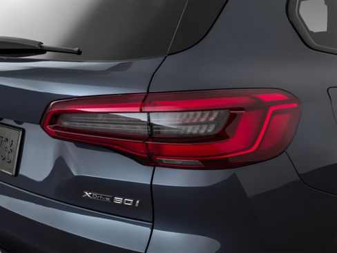 Used 2019 BMW X5 xDrive50i w/ M Sport Package AWD/4WD image 55