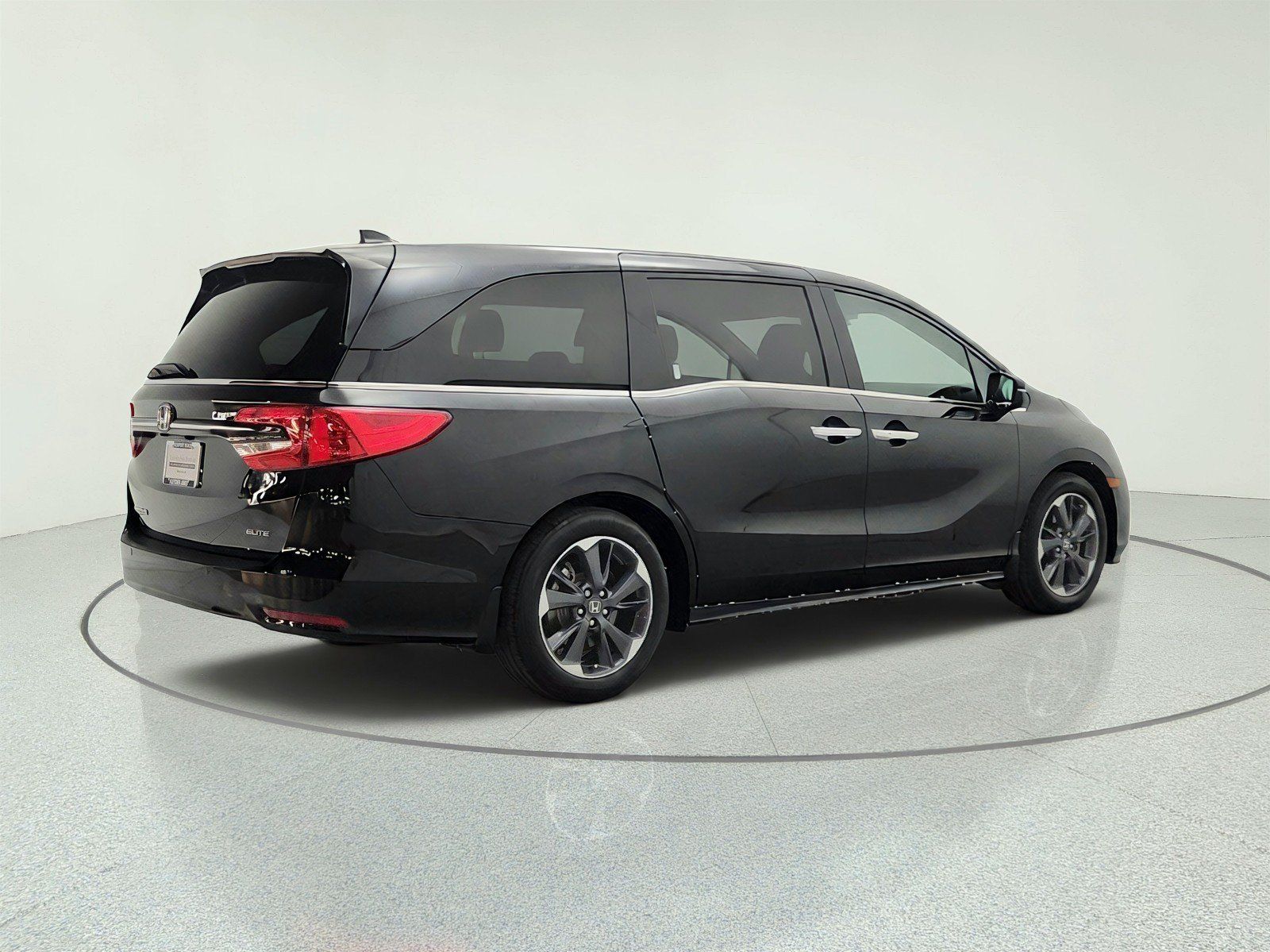 Used 2022 Honda Odyssey Elite image 5