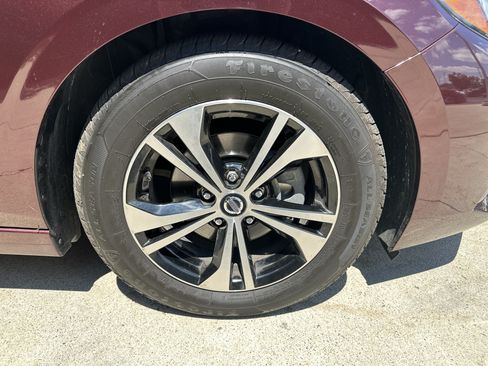 Used 2023 Nissan Sentra SV FWD image 22