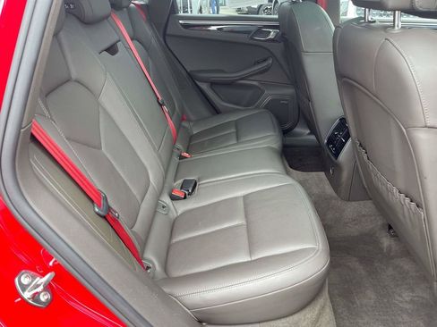 Used 2017 Porsche Macan S image 13