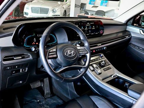 Used 2023 Hyundai Palisade SEL FWD image 13
